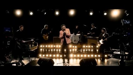 Alguien a quien amar | movie | 2014 | Official Trailer