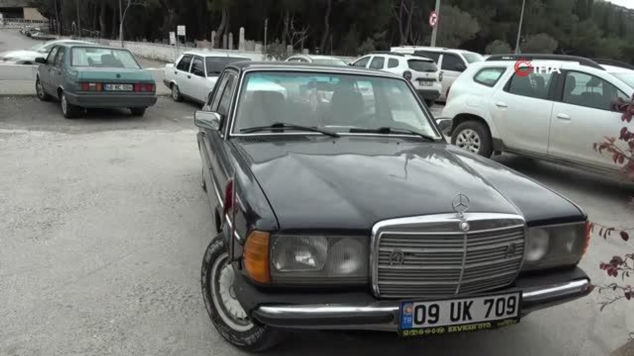 42 yaşındaki nostaljik arabasına gözü gibi bakıyor