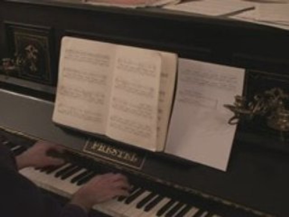 Yann Tiersen - Rue des cascades (intro)