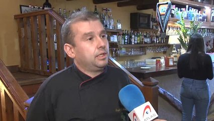 Cuatro euros y medio por servir un vaso de agua del grifo en un restaurante de Segovia