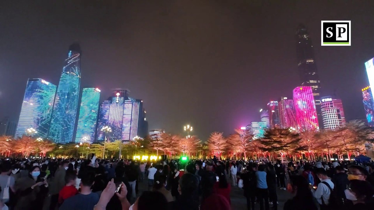 AMAZING Shenzhen Light Show; one-take video from start to finish!