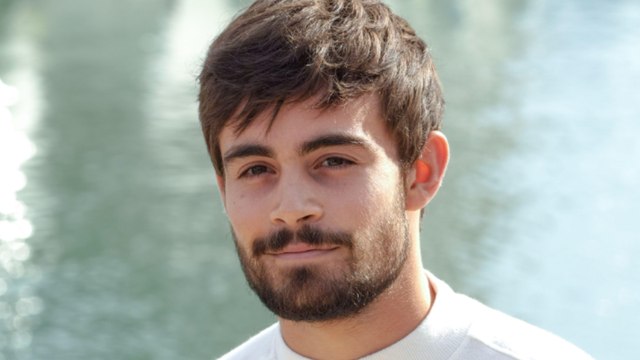 Voici - Clément Rémiens en deuil : l’acteur brise enfin le silence après son départ d’Ici tout commence et annonce une terrible nouvelle