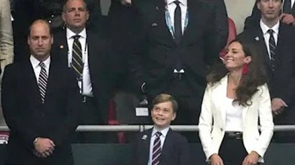 Le prince George en colère contre Kate Middleton et Prince William