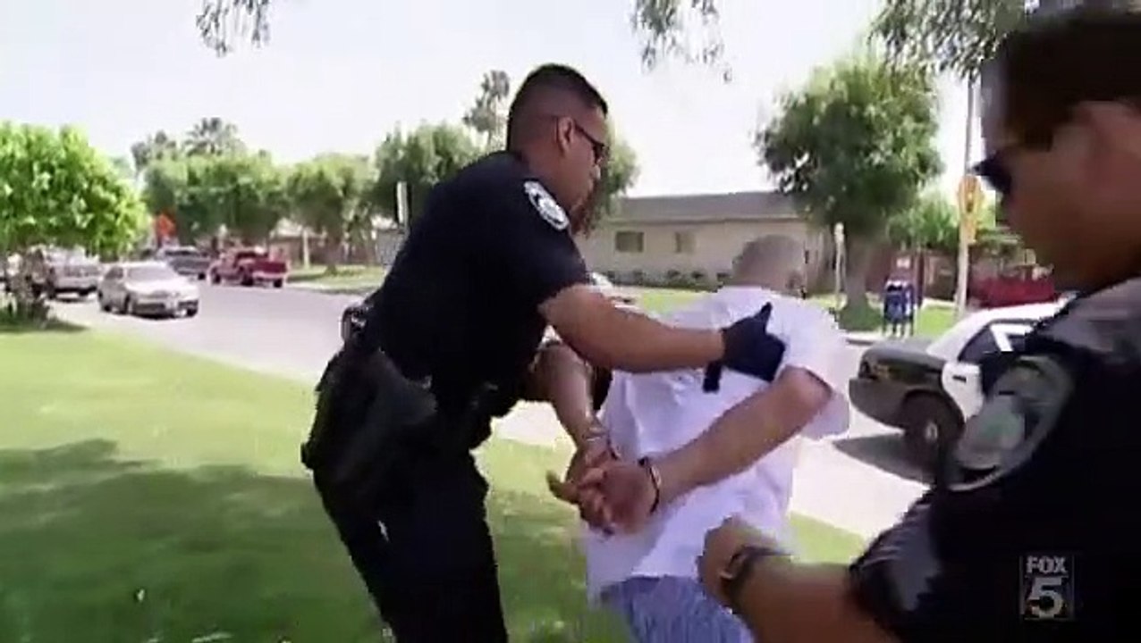 Cops - Se20 - Ep10 HD Watch