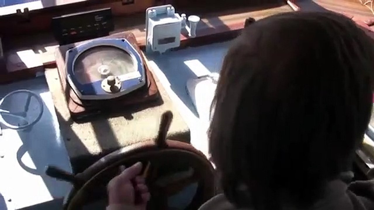 Beyond the Unknown - Se3 - Ep07 - Alaskan Sea Monster, Ben Franklin's Bones and Raining Frogs HD Watch