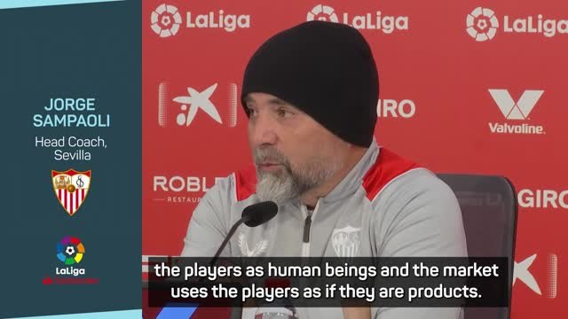 Transfer market reduces players to tins of tomatoes - Sampaoli