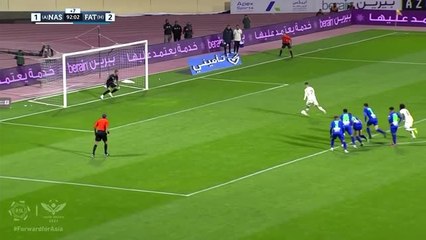 Скачать видео: Ronaldo scores first Saudi League goal to rescue point for Al-Nassr