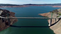 Overflowing Reservoir:  Lake Oroville Rises 182 Feet