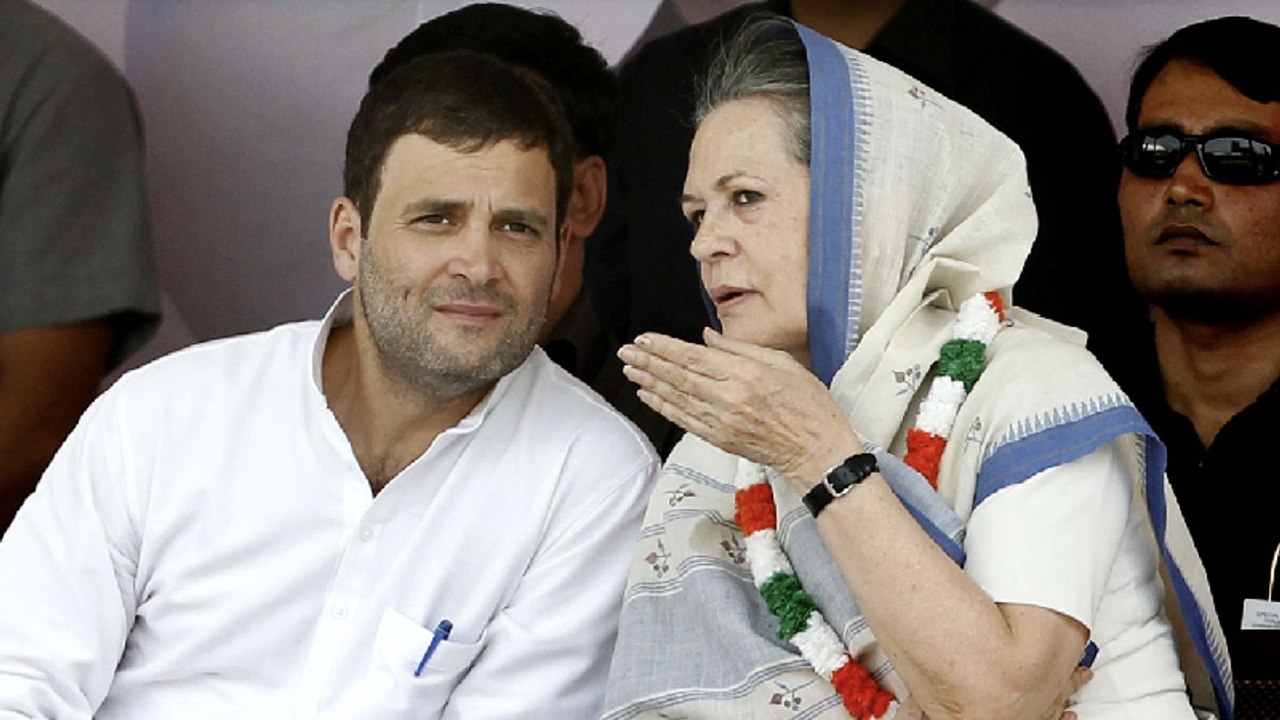Does India Want Modi, The Gandhi Family, or Som...