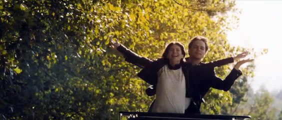 Decibely lásky | movie | 2016 | Official Trailer