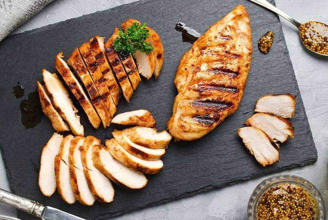 Rappel produit : ce poulet Le Gaulois vendu partout en France chez Leclerc, Auchan ou Intermarché ne doit pas être consommé en raison d’une contamination à la listeria