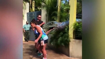 Try Not To Laugh - Surprising Fail Moments Caught On Camera _ LIFE AWESOME