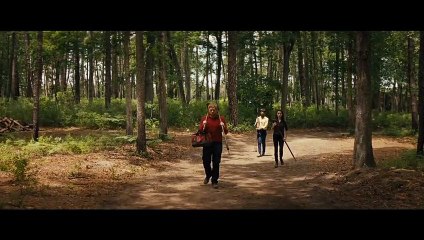 Knock at the Cabin Exclusive Featurette - Knock Knock Knock (2023)