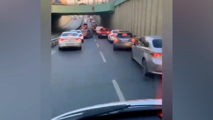 Bakan Koca'dan ambulansa yol veren sürücülere teşekkür