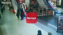 AVM'de yürüyen merdiven dehşeti kamerada