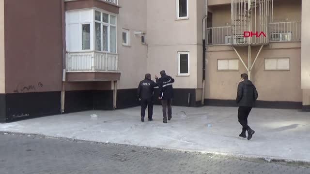 Kayseri'de 2 yaşındaki bebek 5'inci kattan beton zemine düştü! Hastanede yaşam savaşı veriyor