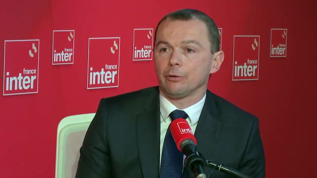 Le ministre du Travail, Olivier Dussopt, confirme être visé par une accusation de favoritisme : Matignon affirme lui conserver toute sa confiance