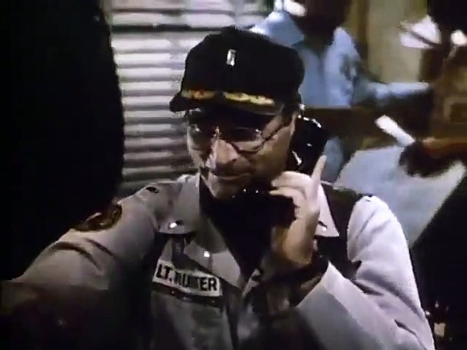 Hill Street Blues - Se7 - Ep02 - A Case of Klapp HD Watch