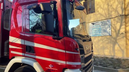 Milano, incendio alla Cascina Biblioteca