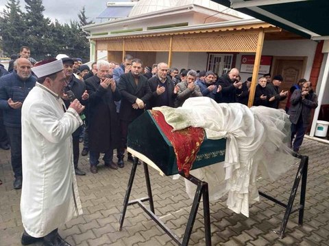 22 yaşındaki güvenlik görevlisi kadın, burun estetiği ameliyatında öldü