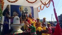 विश्वकर्मा जयंती पर निकली शोभायात्रा, पुष्पवर्षा से स्वागत