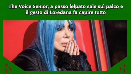 The Voice Senior, a passo felpato sale sul palco e il gesto di Loredana fa capire tutto