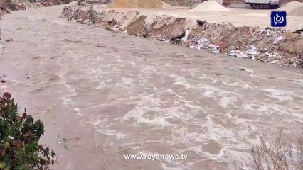 ارتفاع منسوب المياه في سيل الزرقاء