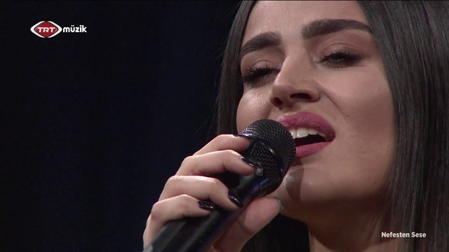 Elif Buse Doğan / Rüya gibi her hatıra her yaşantı bana