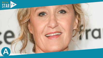 Caroline Roux trop proche d’Emmanuel Macron ? « Je n’ai pas son numéro… »