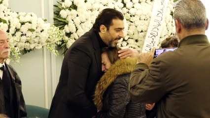 قيادات عسكرية ومسؤولون وفنانون يشاركون في عزاء والد باسم ياخور