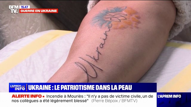 Vêtements, tatouages: le patriotisme s'invite dans la mode ukrainienne
