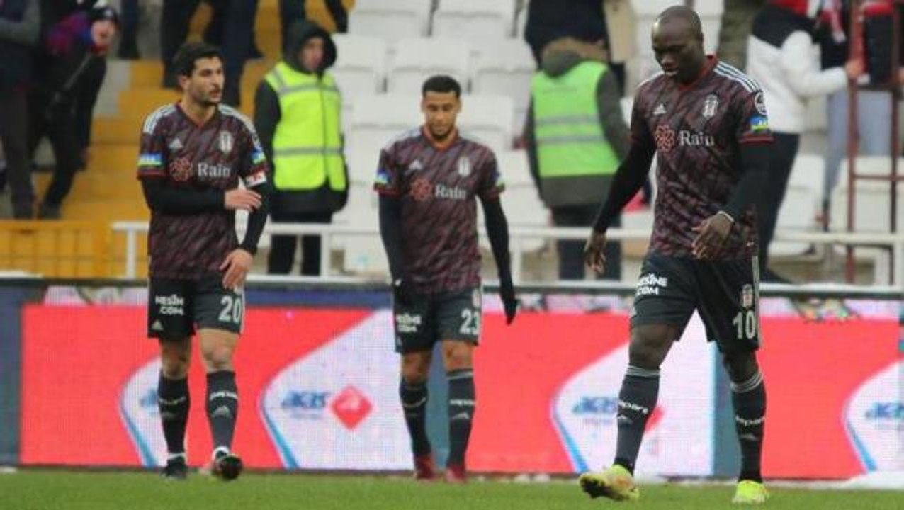 Son Dakika: Kara Kartal, Sivas'ta yara aldı! Be...