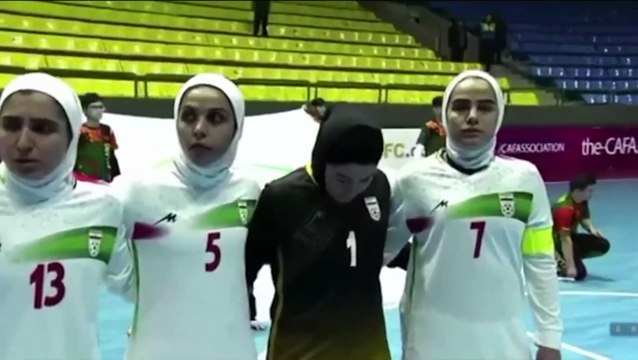 ورزش از نگاه ایرج ادیب زاده شنبه 15 بهمن 1401