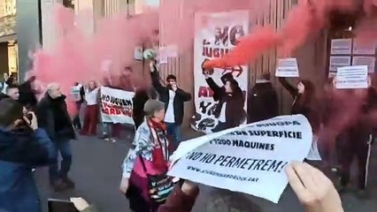 Okupan el Hard Rock Café de Barcelona