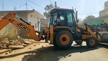 Bulldozer went to the house of rape accused