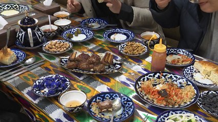 세계 음식 한 곳에..."외국인과 상생하는 복 받은 동네" / YTN