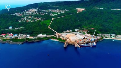 Pulau Natal_ Mayoritas Penduduk Beragama Islam dan Tempat Migrasi Kepiting Merah