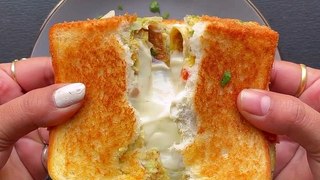 Follow for more quick _ easy recipes☺️----_Cheesy egg sandwich recipe--_Do try it and save for later☺️❤️_._Ingredients for cheesy egg sandwich recipe__Egg 2_Onion 1 medium size _Tomato 1 small size _Coriander _Green chilli 1 _Gar(