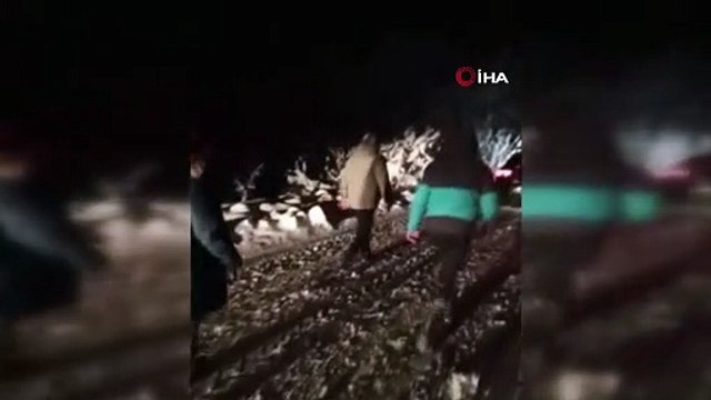 Karda mahsur kalanları böyle kurtardılar