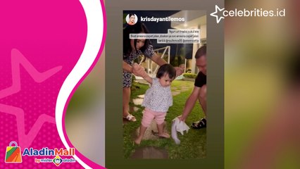 Krisdayanti dan Raul Lemos Gelar Tradisi Pukul Lele demi Ameena, Ini Tujuannya