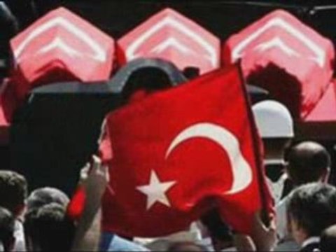 Sehitler Ölmez Vatan BÖLÜNMEZ