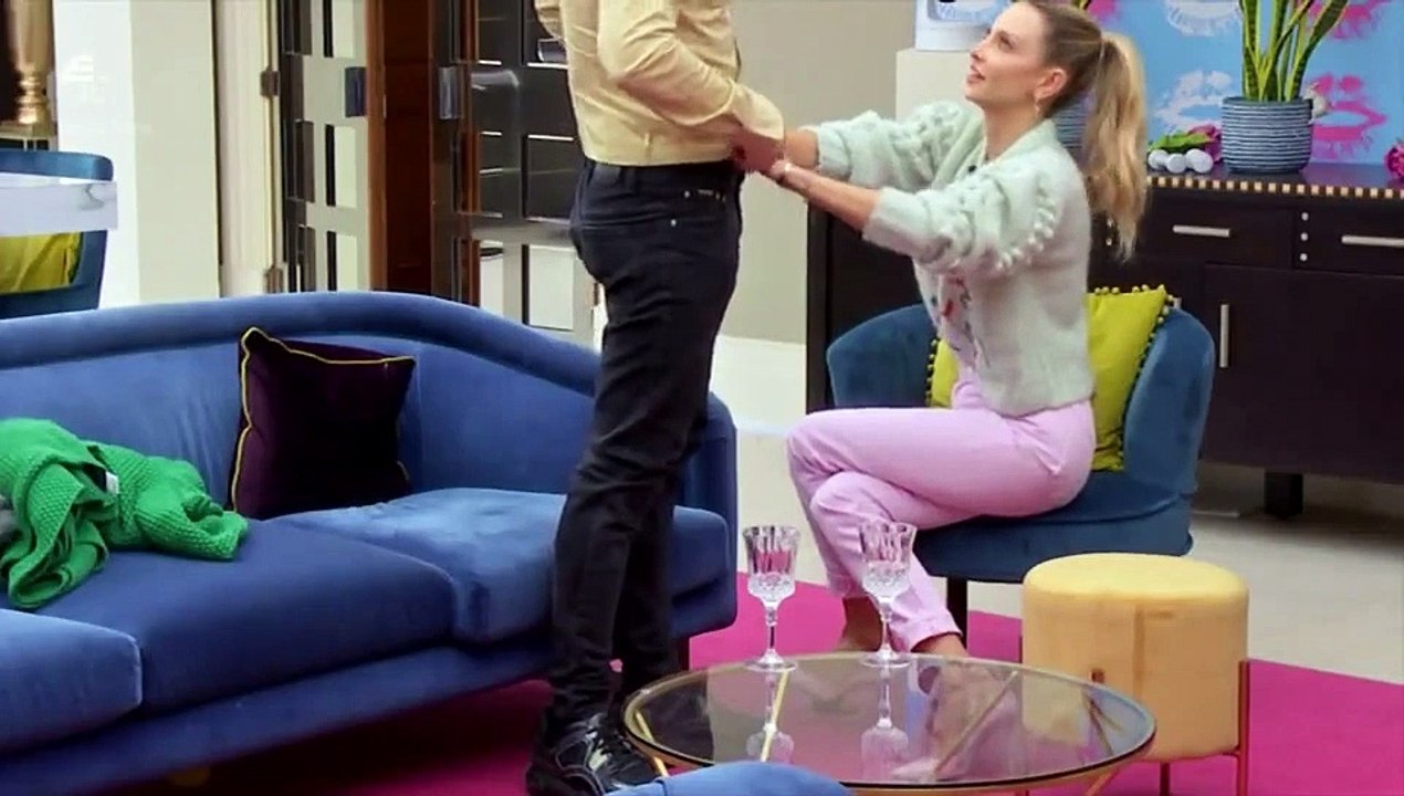 Celebs Go Dating - Se9 - Ep14 HD Watch