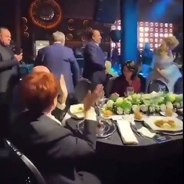 Mansur Yavaş 'erik dalı' oynadı, Akşener alkışladı