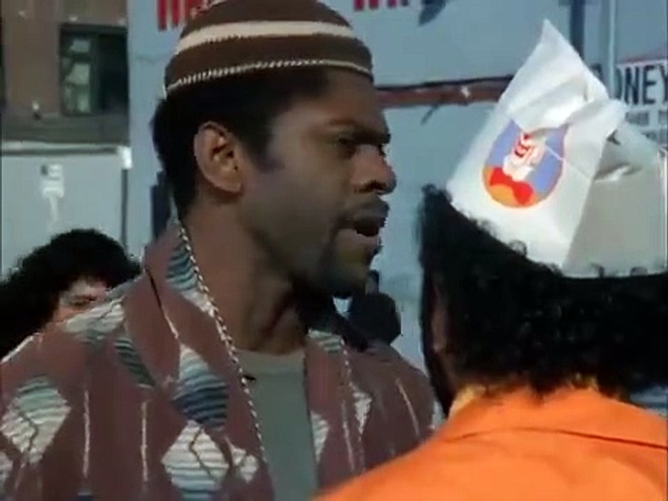 Hill Street Blues - Se7 - Ep17 - The Cookie Crumbles HD Watch