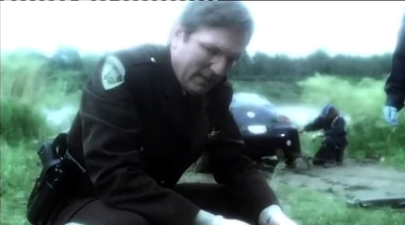 Fear Itself - Se1 - Ep11 - The Spirit Box HD Watch