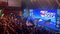 Regionali Lazio, Meloni sale sul palco ed è scroscio di applausi - Video