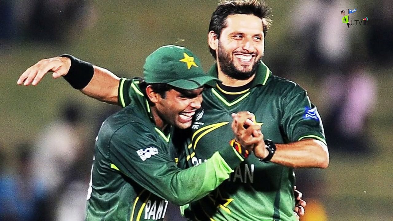 TOP 10 BATSMANS OF PAKISTAN | BEST CRICKETERS | IN HINDI URDU | UTV FACTS