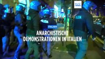 Proteste gegen harte Haftregeln: Ausschreitungen bei anarchistischer Demo in Italien