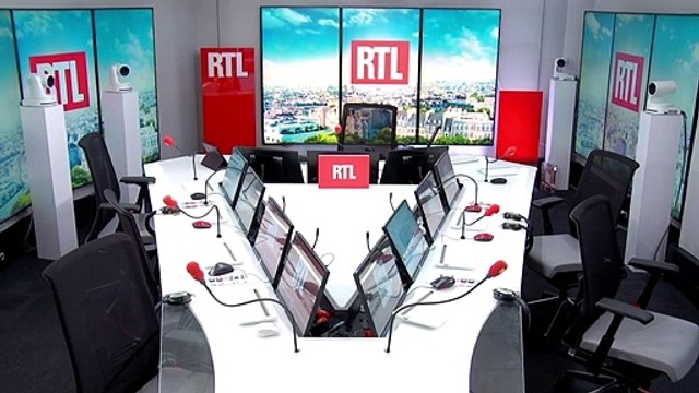 GALA VIDÉO - “Il est millionnaire et moi je ne le suis pas ! ” : Gérald Darmanin tacle sévèrement Jean-Luc Mélenchon