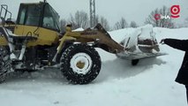 Kar kalınlığının 2 metreyi aştığı bölgede çığ riskine rağmen zorlu çalışma